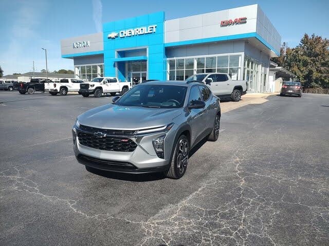 2025 Chevrolet Trax RS with 2RS FWD