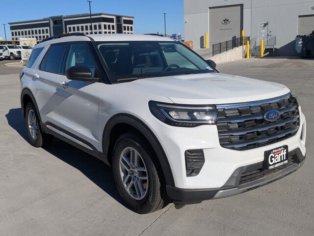 Oxford White 2025 Ford Explorer SUV / Crossover All-Wheel Drive Automatic
