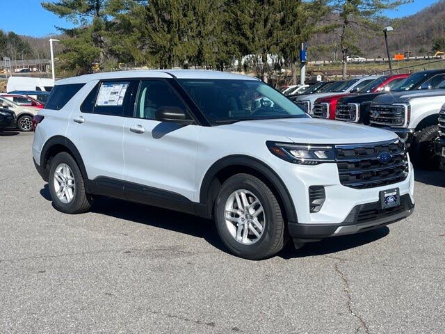 2026 Ford Explorer Active RWD