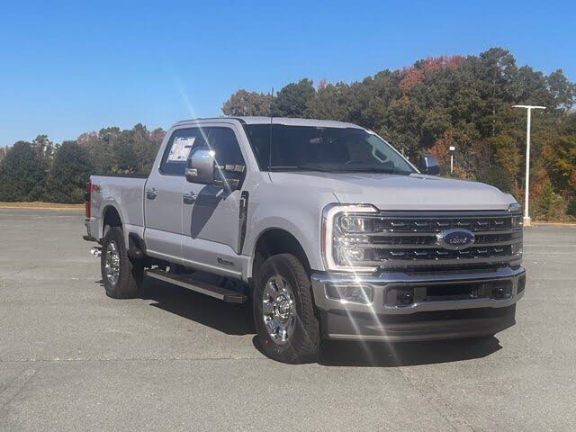 2026 Ford F-250 Super Duty Lariat Crew Cab 4WD