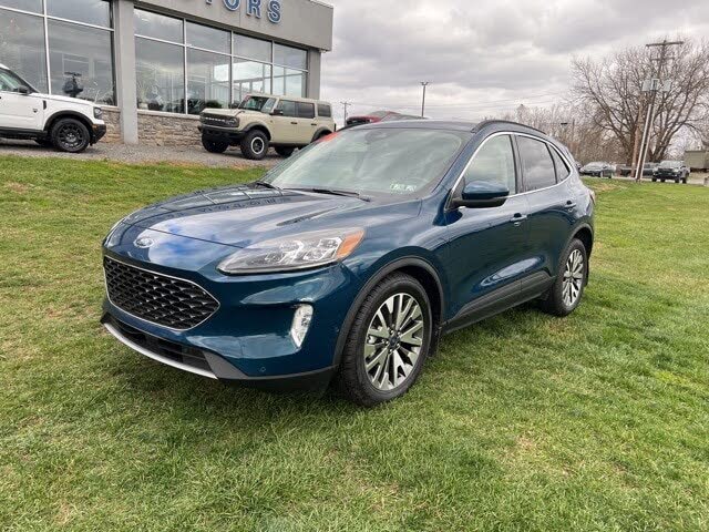 2020 Ford Escape Hybrid Titanium FWD