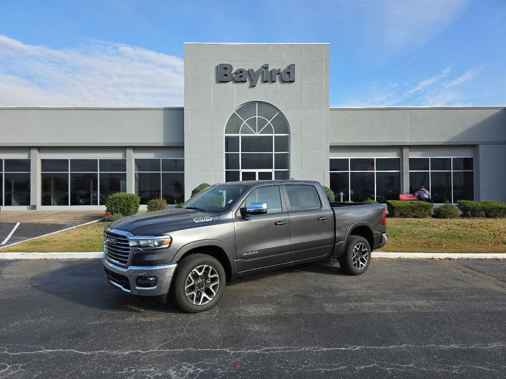2026 RAM 1500 Laramie Crew Cab 4WD