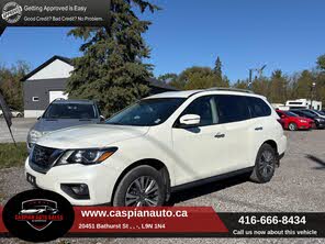 Nissan Pathfinder SV 4WD