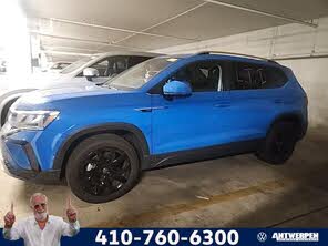 Volkswagen Taos SE FWD