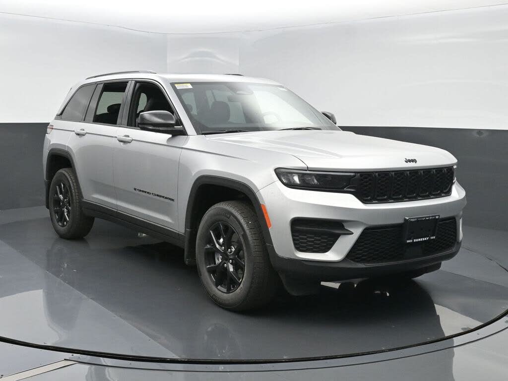 2025 Jeep Grand Cherokee Altitude X 4WD