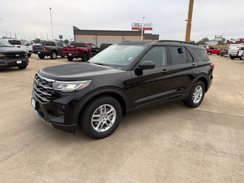 2026 Ford Explorer Active RWD