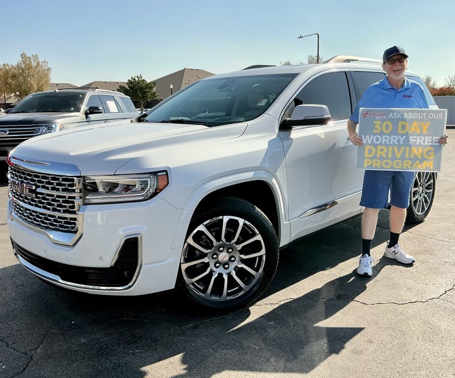 2023 GMC Acadia Denali FWD