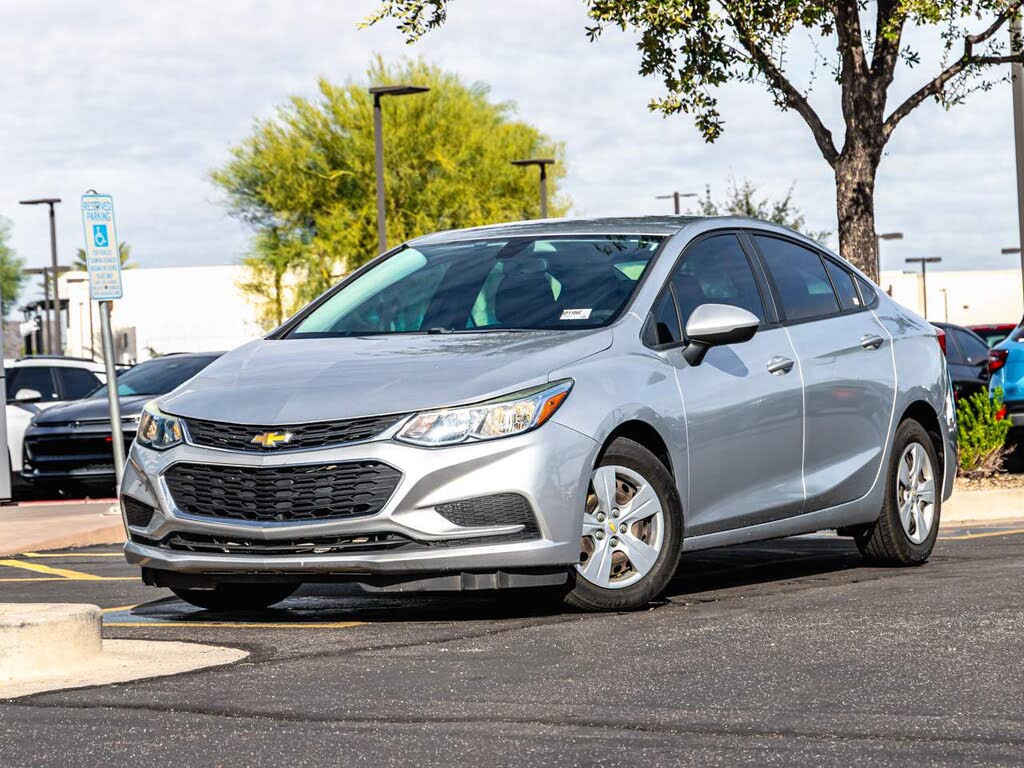 2018 Chevrolet Cruze LS Sedan FWD