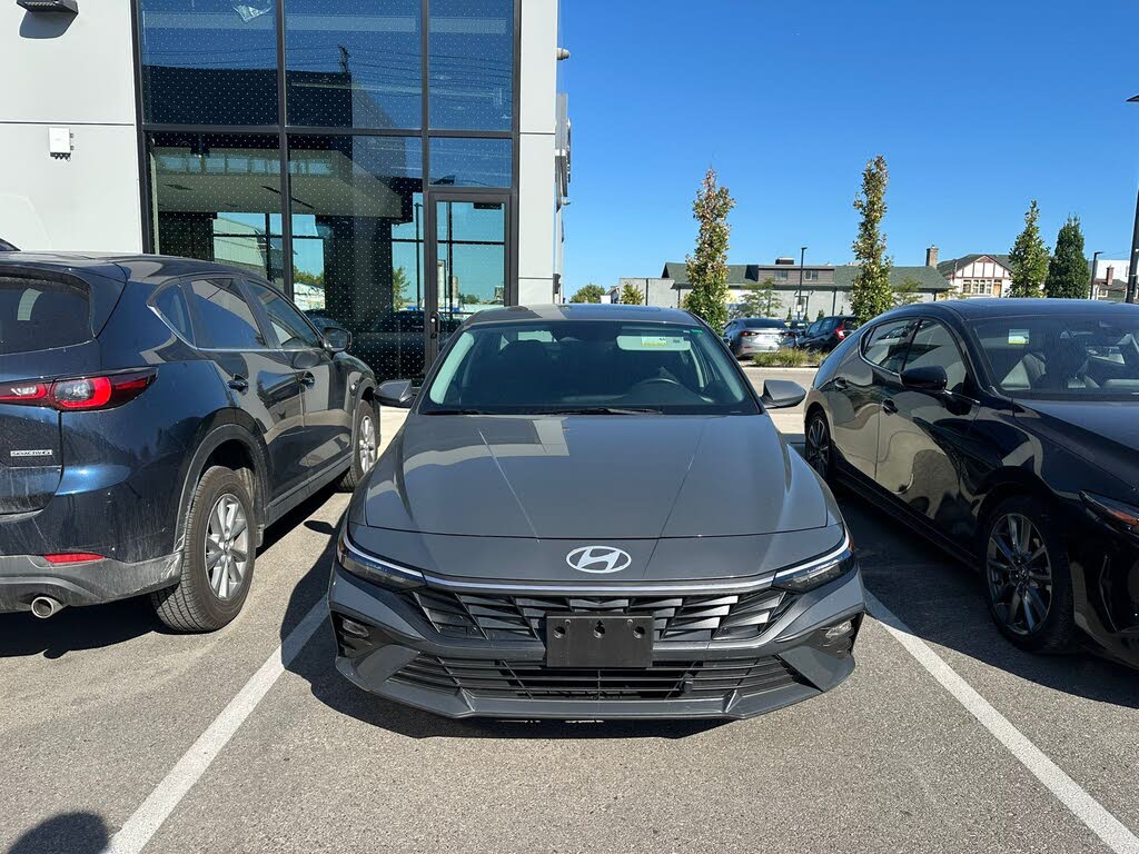 2024 Hyundai Elantra Preferred FWD
