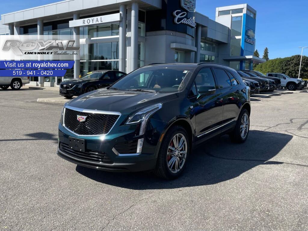 2025 Cadillac XT5 Sport AWD