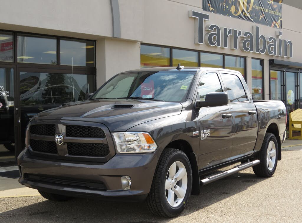 2023 RAM 1500 Classic Tradesman Crew Cab 4WD