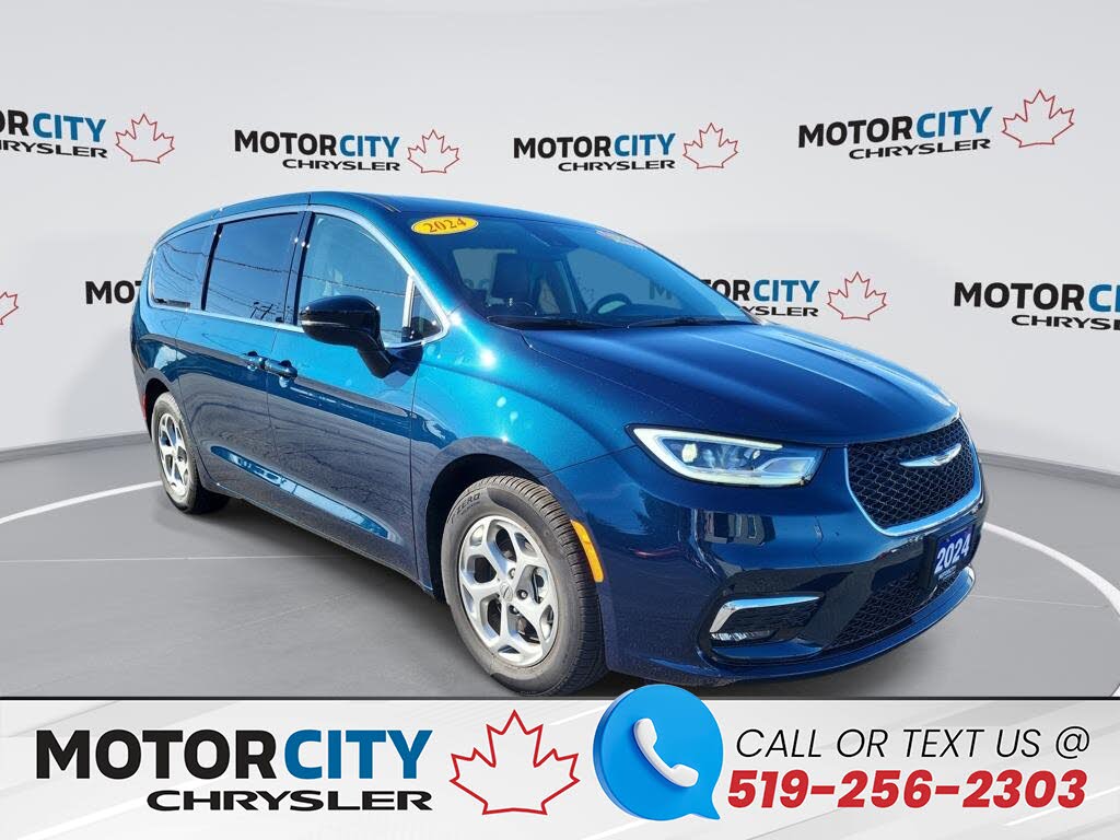 Chrysler Pacifica Limited FWD 2024