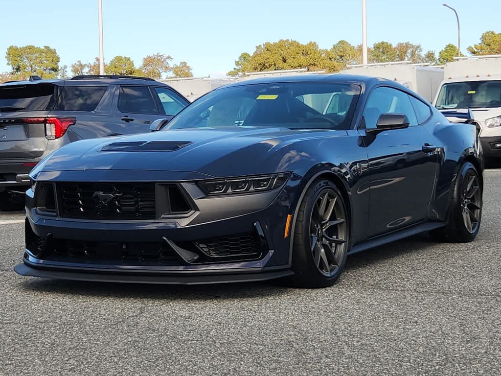 2025 Ford Mustang Dark Horse Fastback RWD