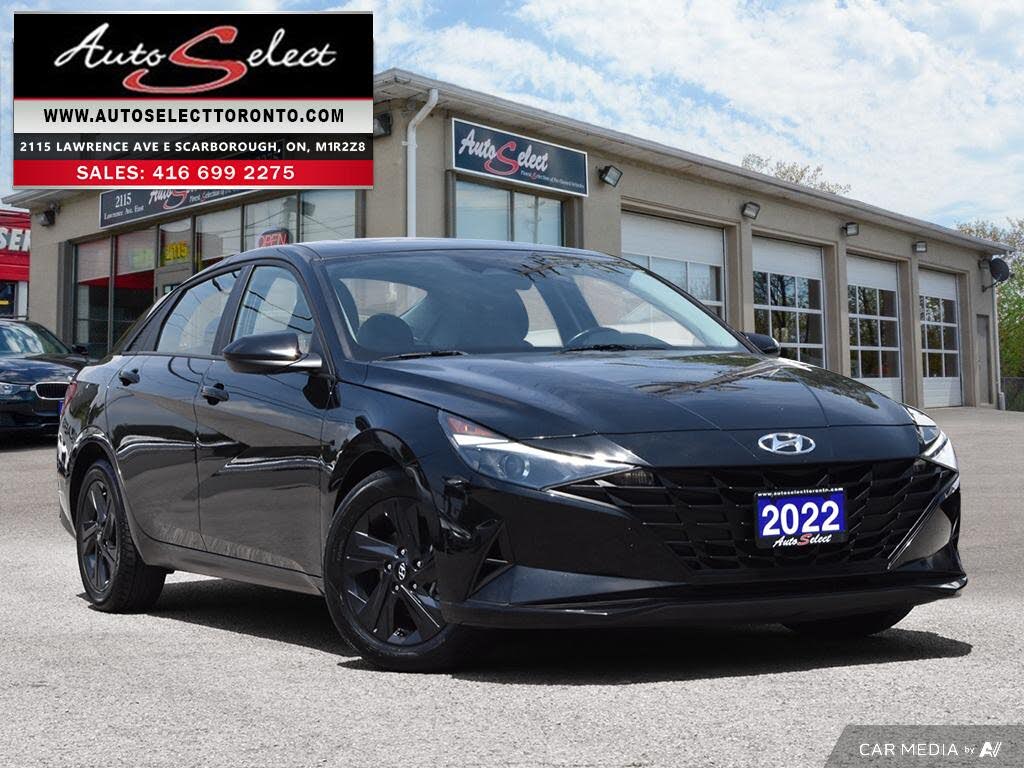 2022 Hyundai Elantra Preferred FWD with Sun and Tech Package