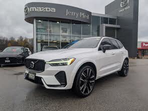 Volvo XC60 B6 Ultimate Dark Theme AWD