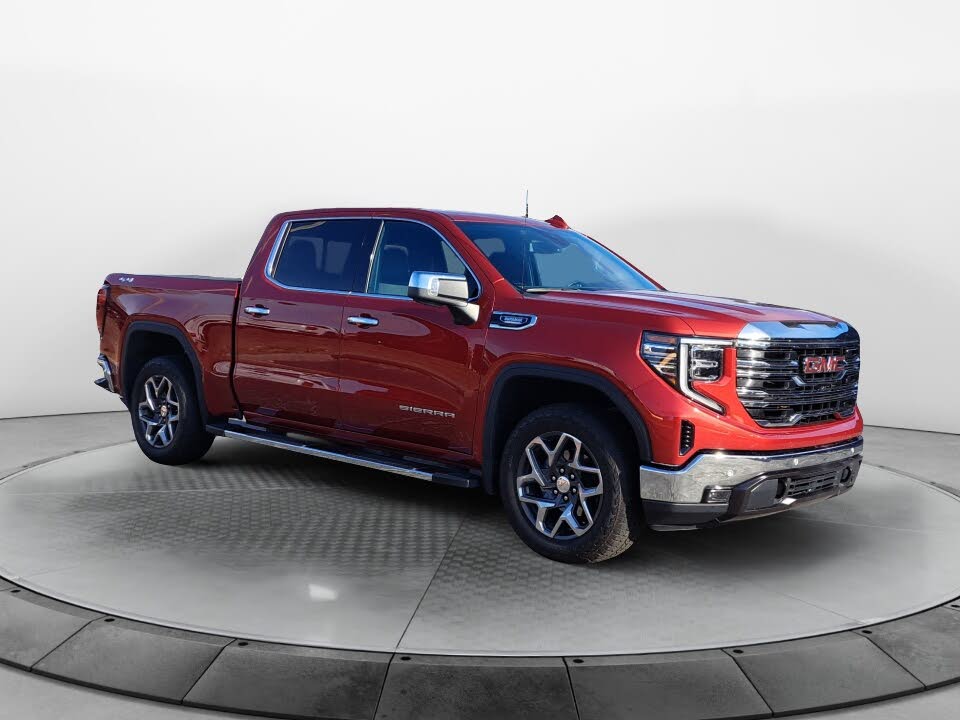 2024 GMC Sierra 1500 SLT Crew Cab 4WD