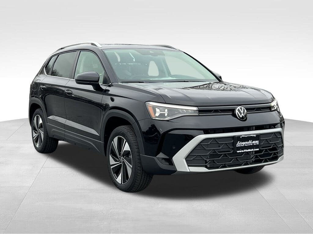2025 Volkswagen Taos SE 4Motion