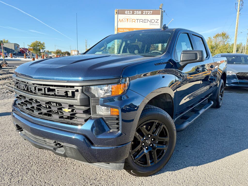 2023 Chevrolet Silverado 1500 Custom Crew Cab 4WD