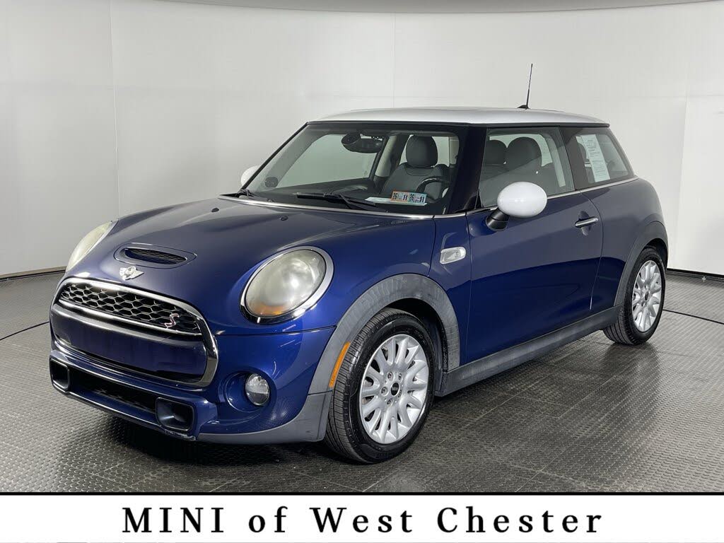 2016 MINI Cooper S 2-Door Hatchback FWD