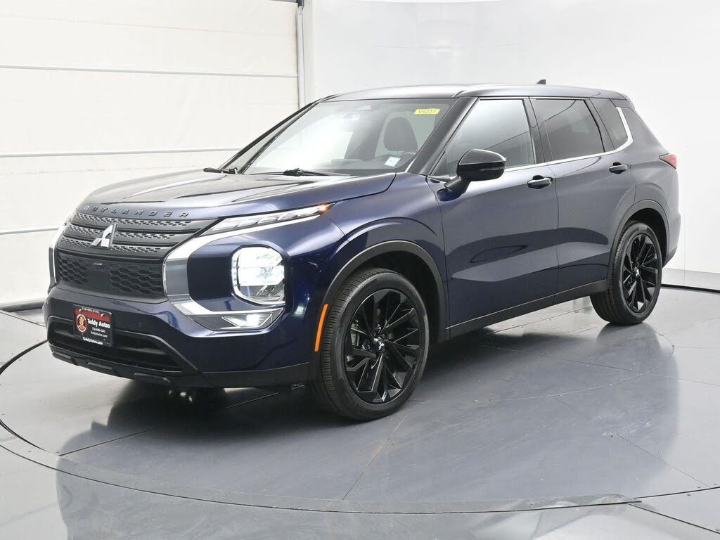 2022 Mitsubishi Outlander SE FWD