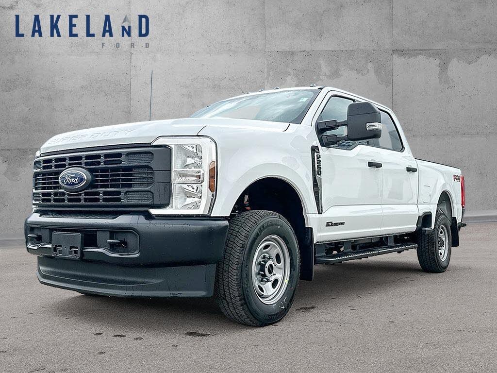 2026 Ford F-250 Super Duty XL Crew Cab 4WD