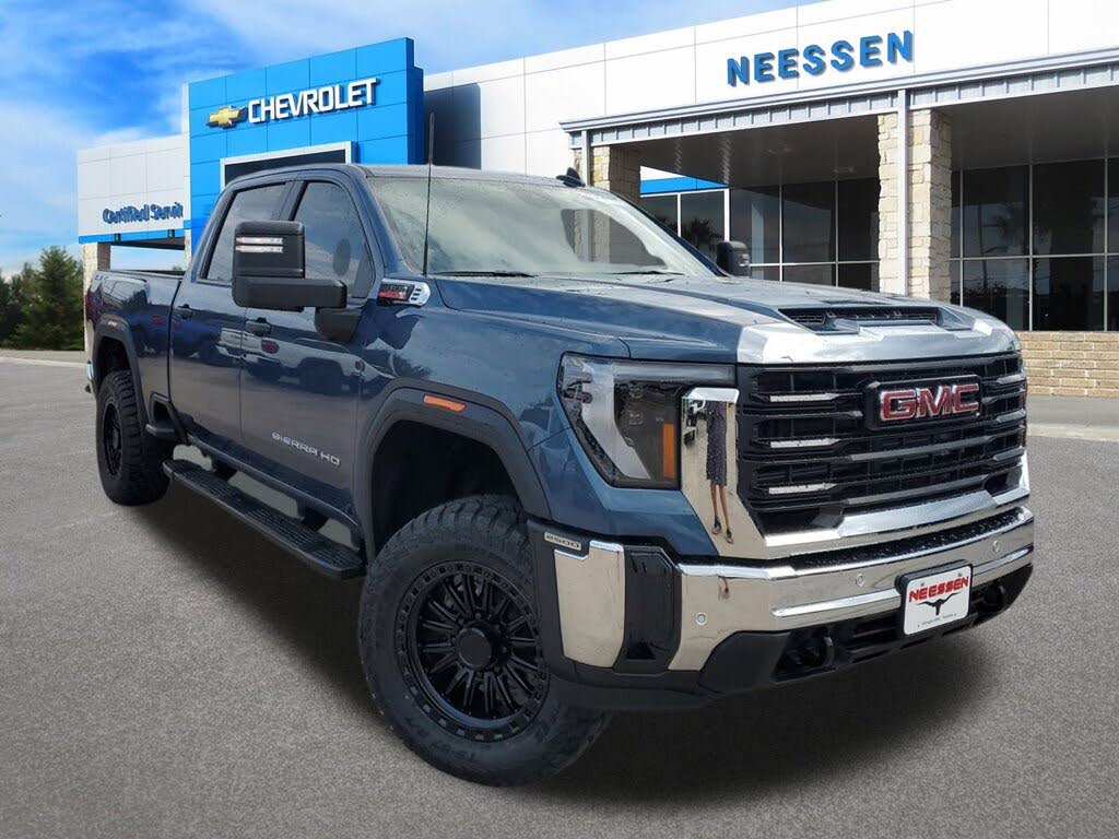 2026 GMC Sierra 2500HD Pro Crew Cab 4WD