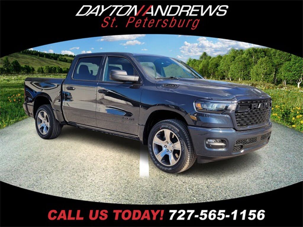 2026 RAM 1500 Express Crew Cab RWD