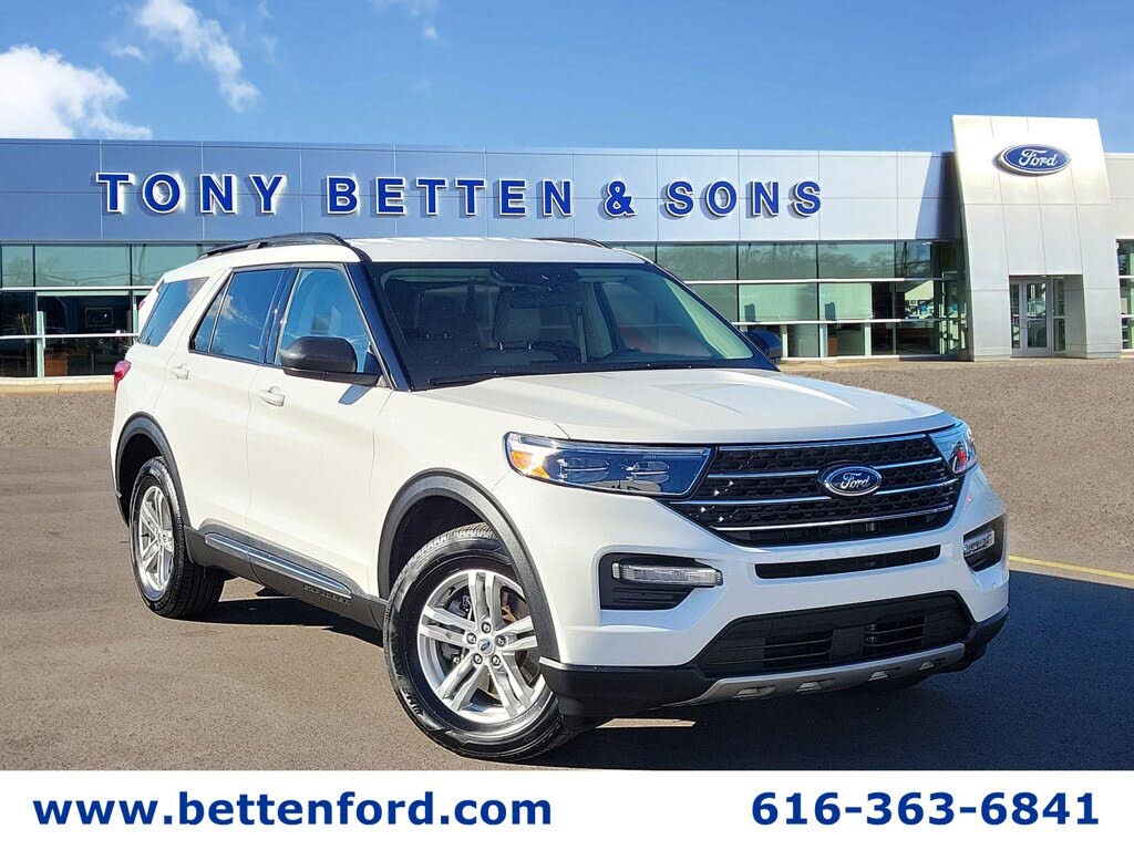 2023 Ford Explorer XLT AWD
