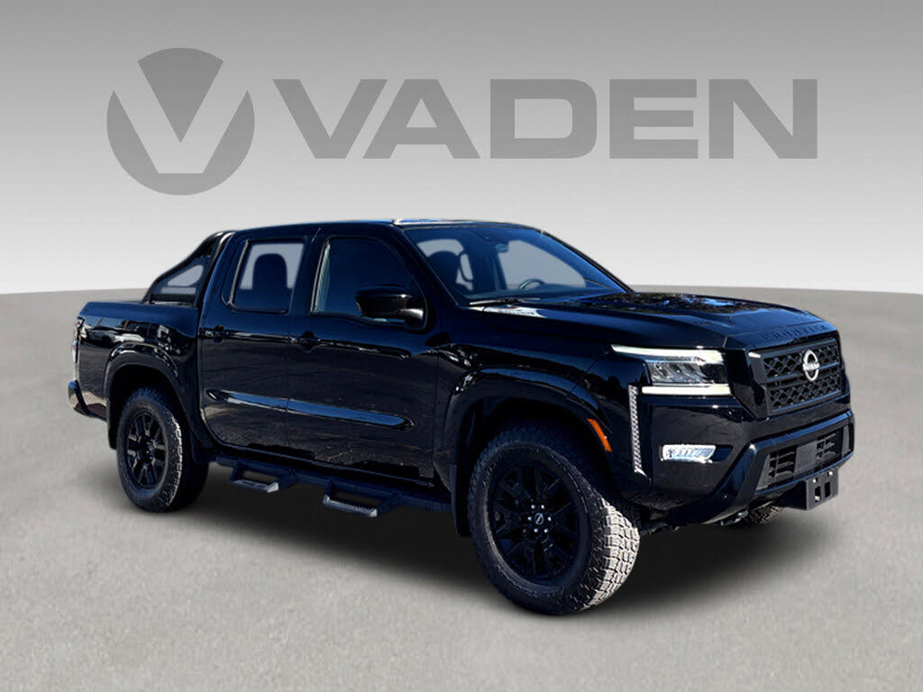 2023 Nissan Frontier PRO-4X Crew Cab 4WD