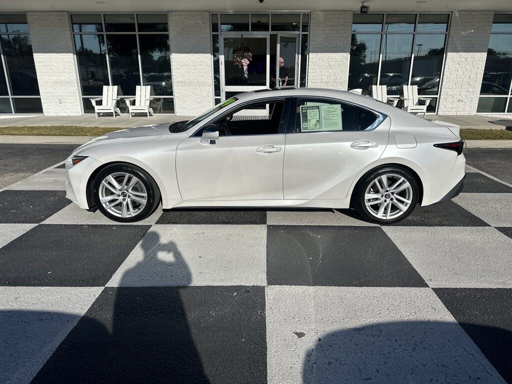 2024 Lexus IS 300 RWD