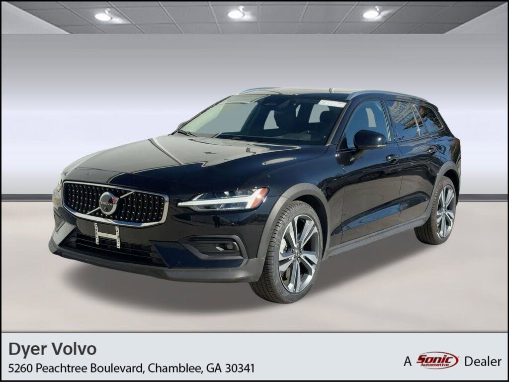 2025 Volvo V60 Cross Country B5 Plus AWD