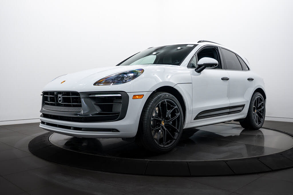 2026 Porsche Macan GTS AWD