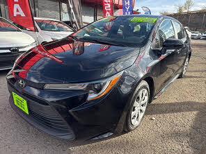 Toyota Corolla LE FWD