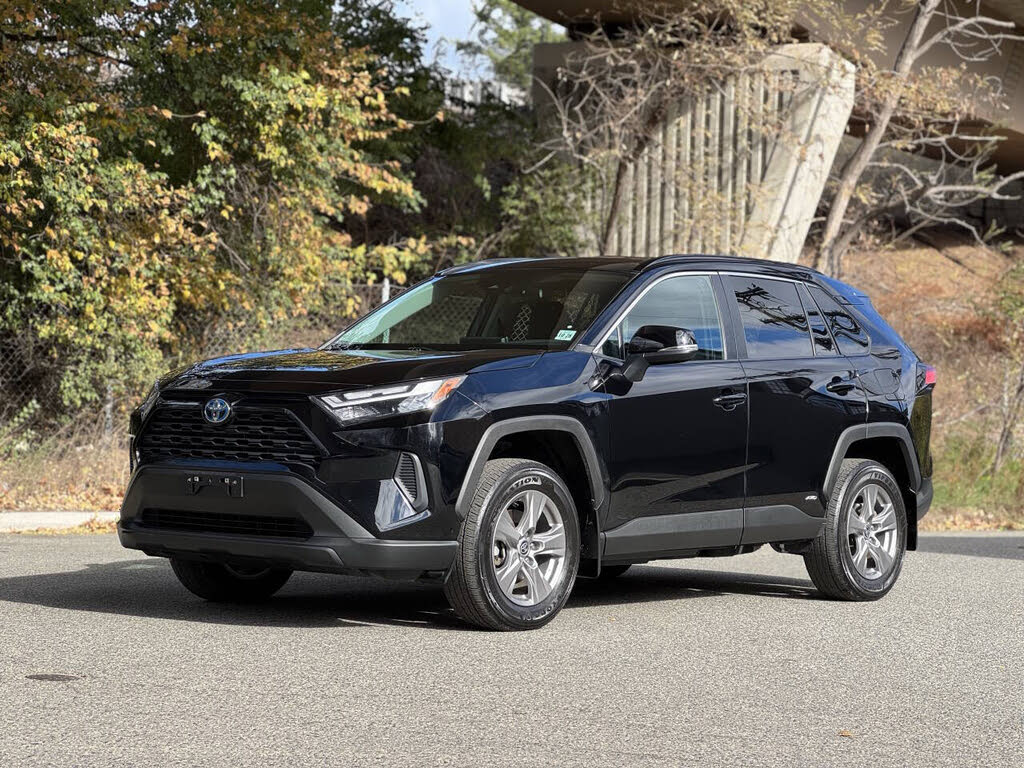2024 Toyota RAV4 Hybrid XLE AWD