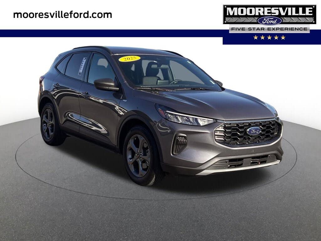 2025 Ford Escape ST-Line FWD