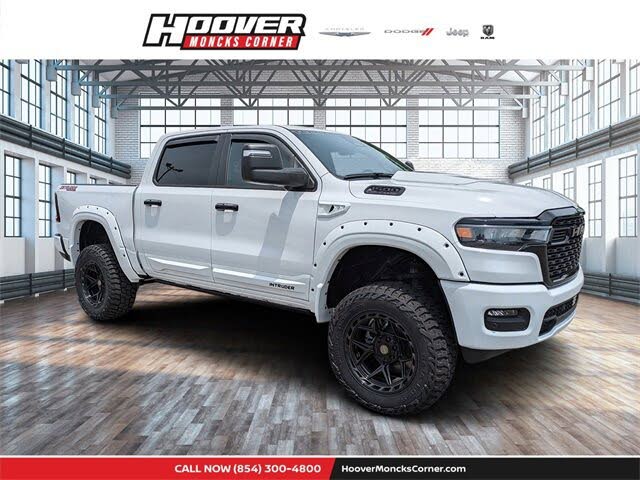 2025 RAM 1500 Big Horn Crew Cab 4WD