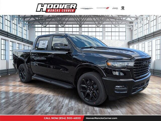 2025 RAM 1500 Laramie Crew Cab 4WD