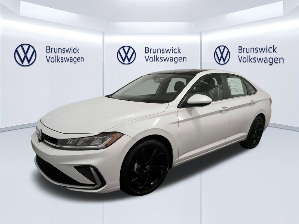 2025 Volkswagen Jetta SE FWD