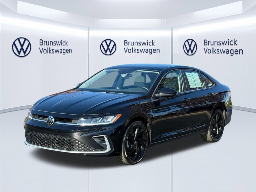 2025 Volkswagen Jetta SE FWD