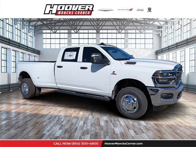 2026 RAM 3500 Tradesman Crew Cab LB DRW 4WD