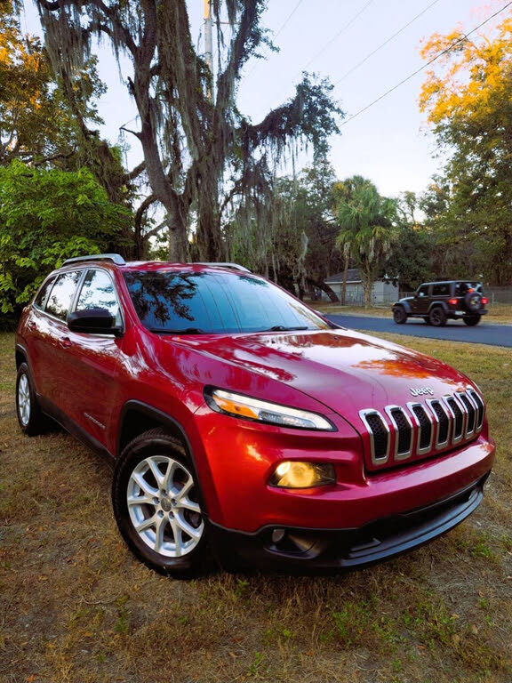 2015 Jeep Cherokee Latitude FWD
