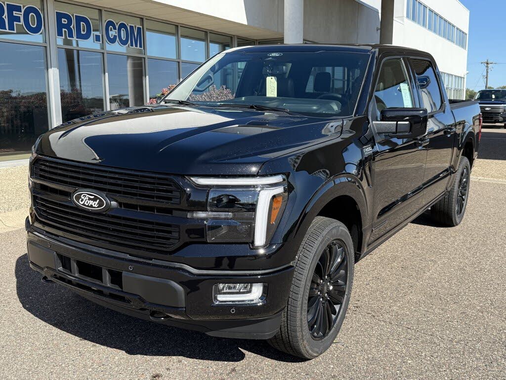 2025 Ford F-150 Platinum SuperCrew 4WD
