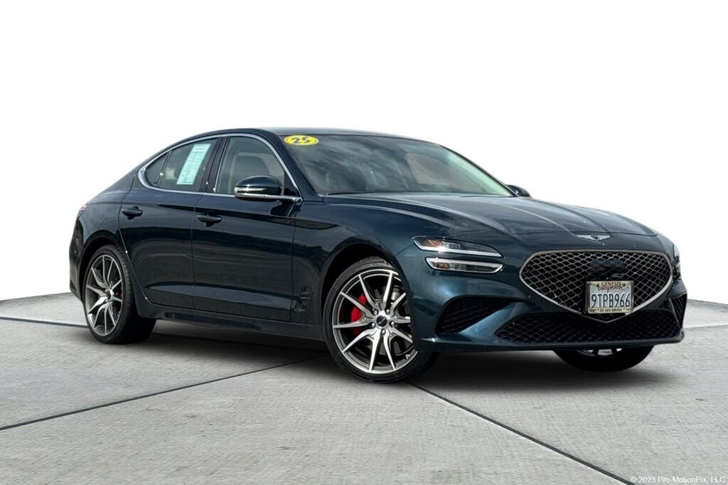 2025 Genesis G70 2.5T Standard RWD