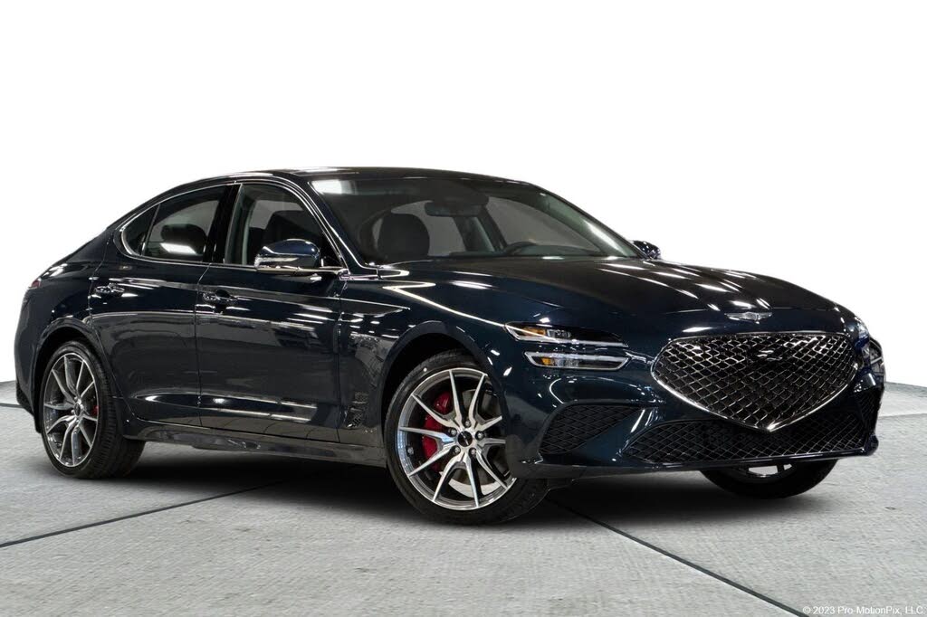 2025 Genesis G70 2.5T Standard RWD