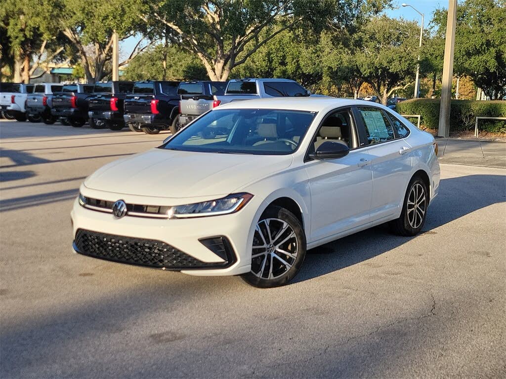 2025 Volkswagen Jetta Sport FWD