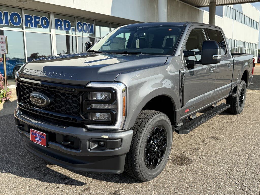 2026 Ford F-350 Super Duty Lariat Crew Cab 4WD