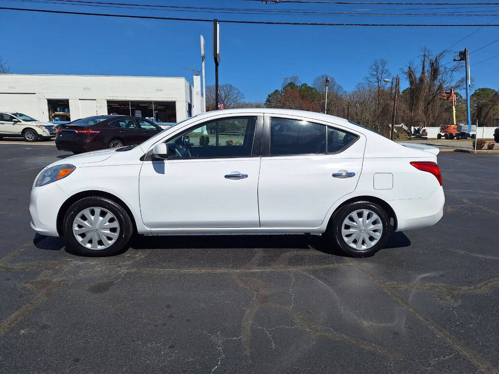 2013 Nissan Versa 1.6 SV