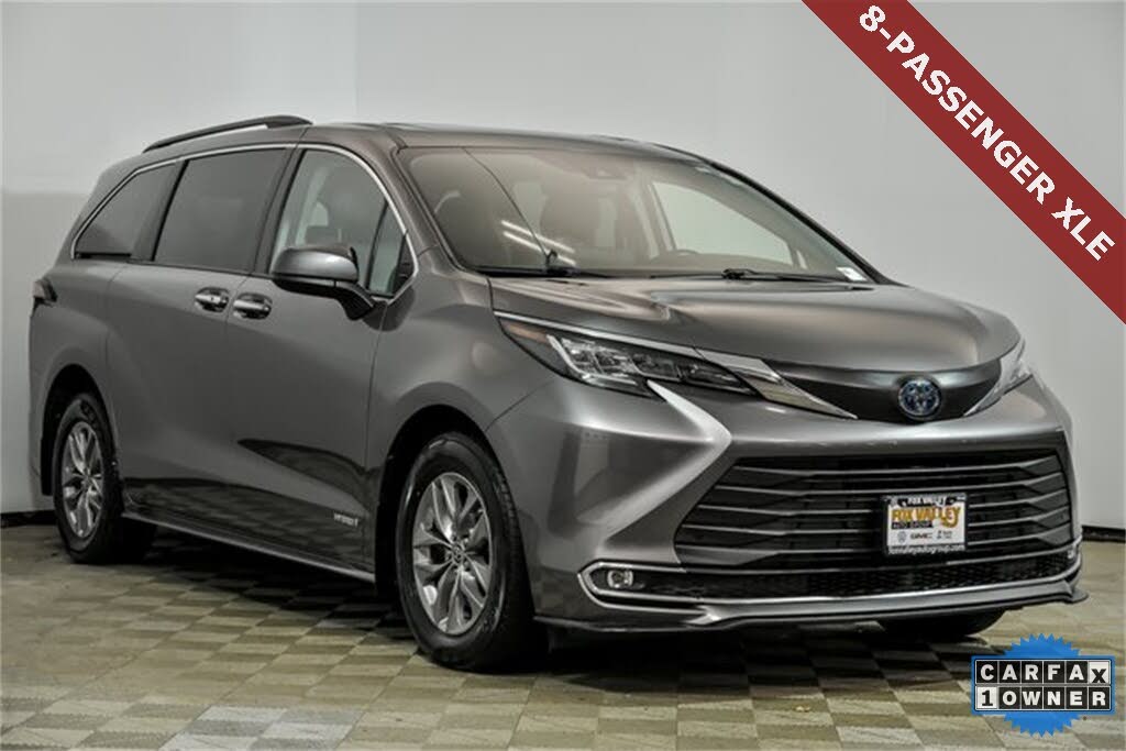 2021 Toyota Sienna XLE 7-Passenger FWD