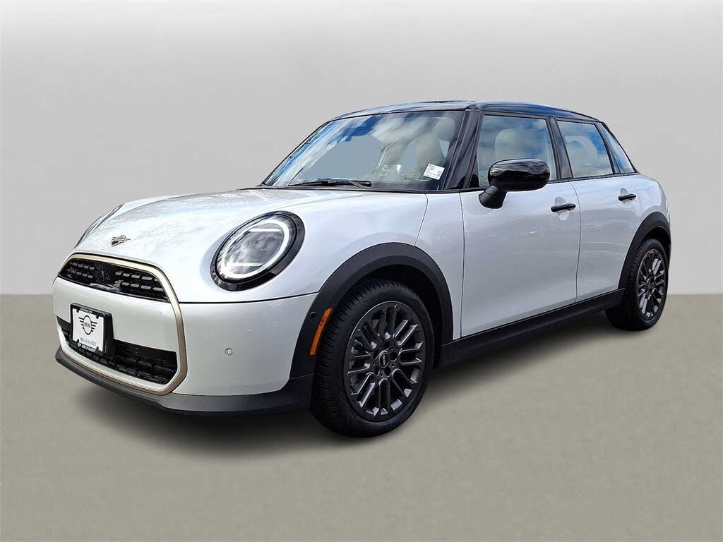2025 MINI Cooper Signature Trim 4-Door Hatchback FWD
