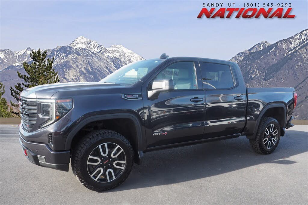 2022 GMC Sierra 1500 AT4 Crew Cab 4WD
